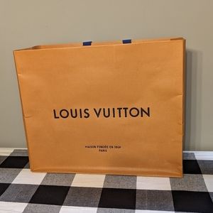 Used Louis Vuitton Med/Large Paper Shopping Bag